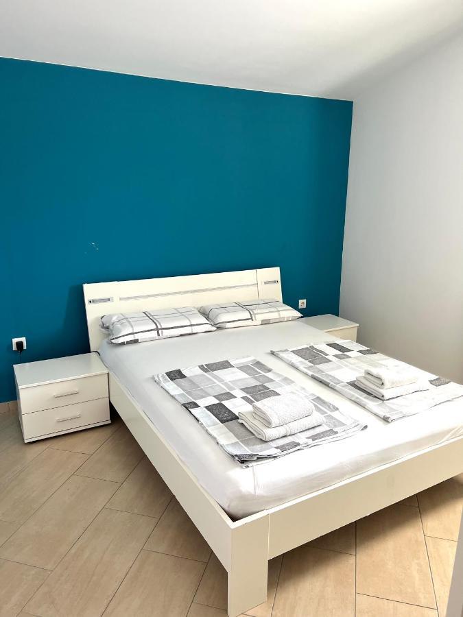 Apartments Villa Marina Rogoznica  Extérieur photo