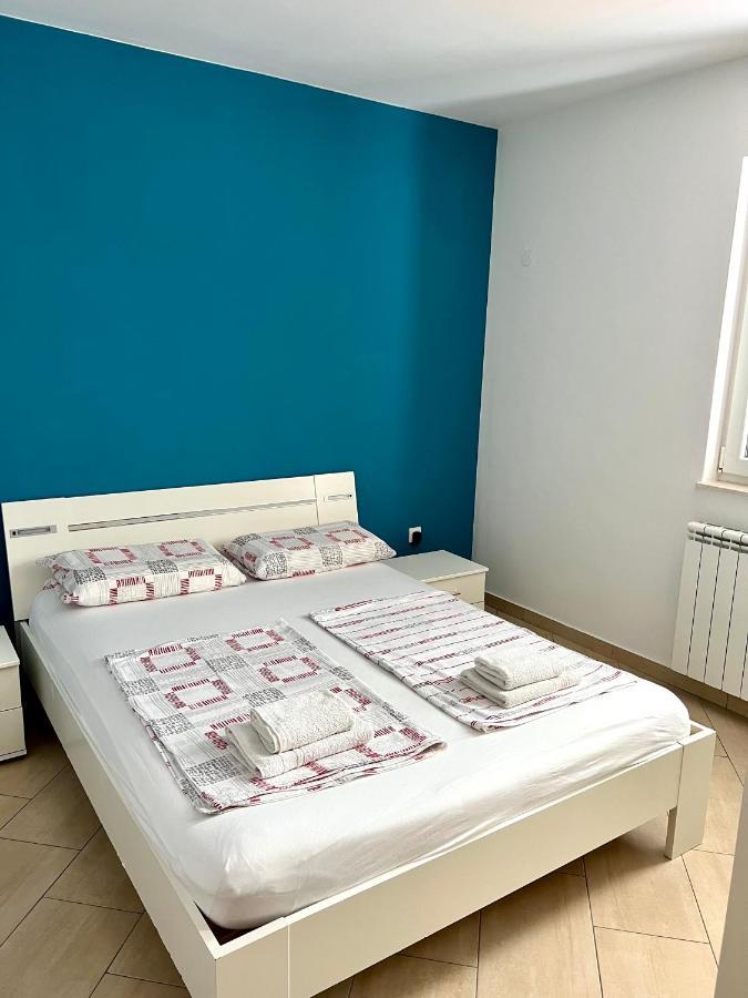Apartments Villa Marina Rogoznica  Extérieur photo